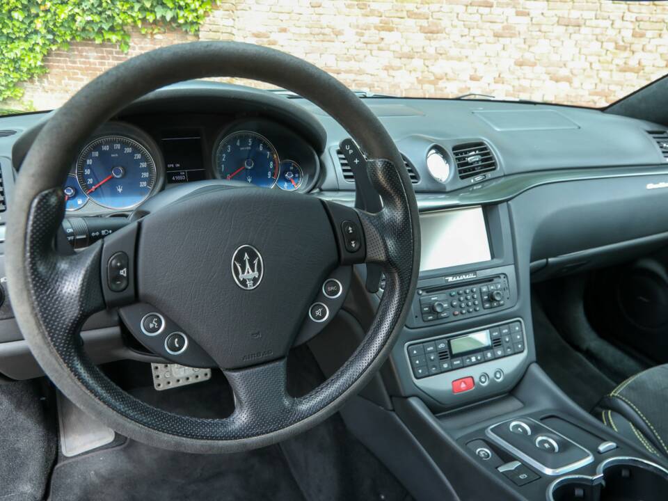 Image 30/50 of Maserati GranTurismo S (2008)