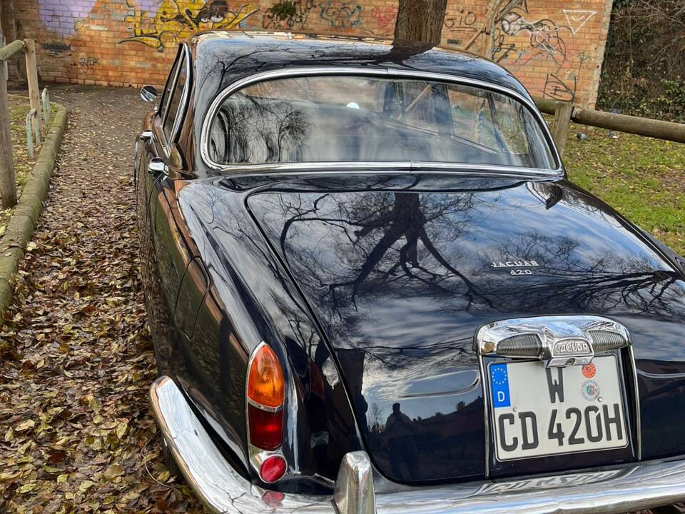 Image 16/51 of Jaguar 420 (1967)