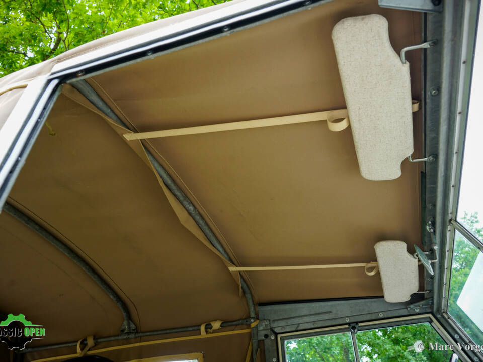 Image 9/55 of Land Rover 88 (1958)