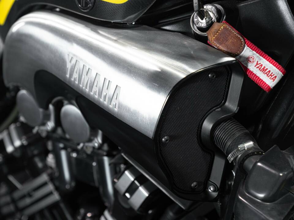 Bild 15/27 von Yamaha DUMMY (1999)