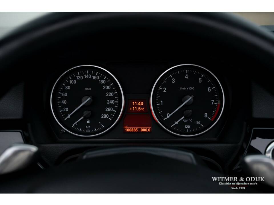 Image 28/32 de BMW 335i (2008)