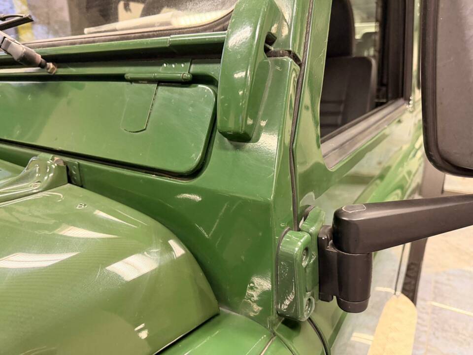 Imagen 17/19 de Land Rover Defender 90 Td5 (2000)