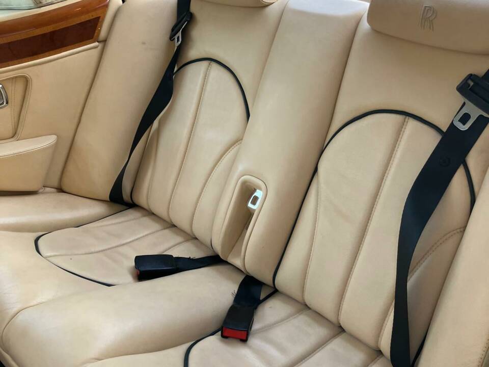 Image 5/6 of Rolls-Royce Corniche V (2002)