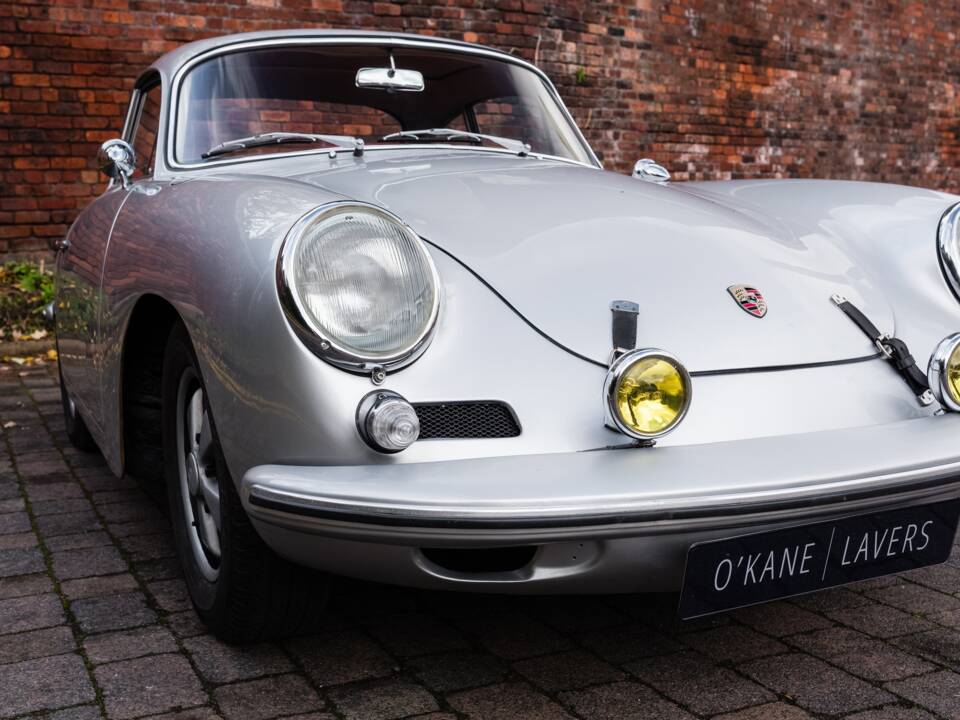 Image 13/48 of Porsche 356 C 1600 (1964)