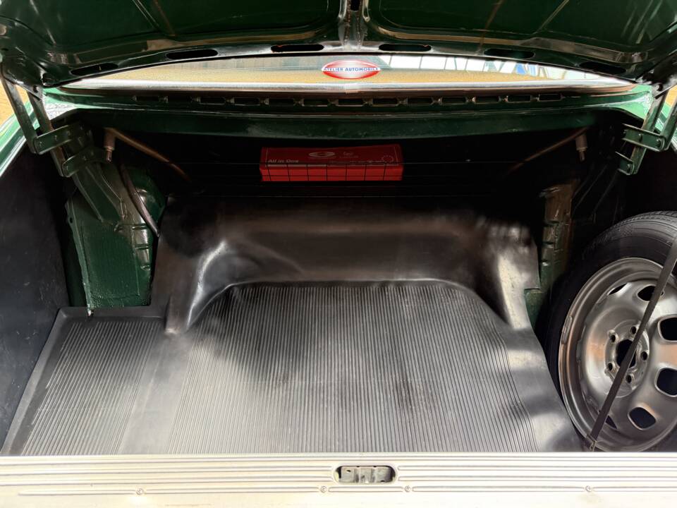 Image 27/44 de Volvo P 144 (1972)