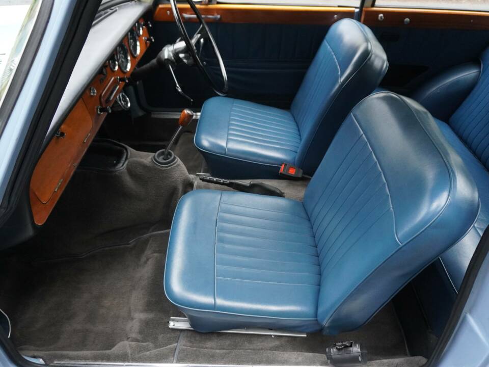 Image 12/19 de Triumph Vitesse 6 (1966)