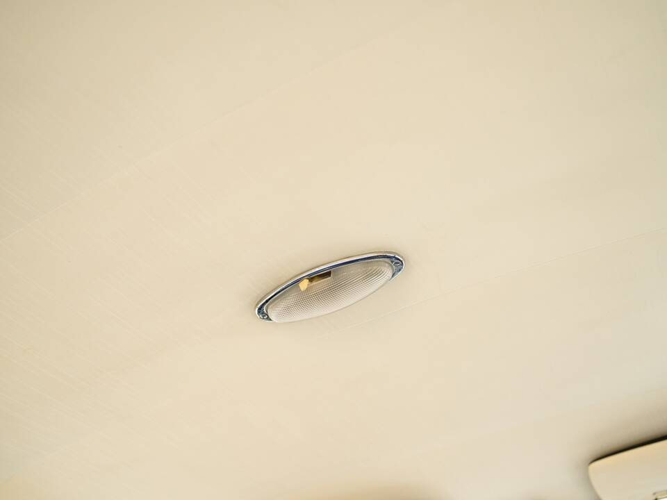 Bild 50/67 von BMW 1800 (1970)