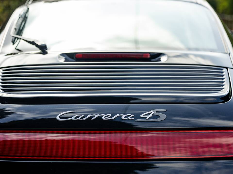 Image 40/50 of Porsche 911 Carrera 4S (2002)