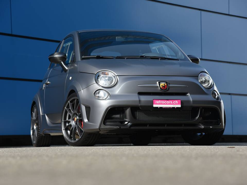 Image 1/21 of Abarth 695 Biposto (2016)