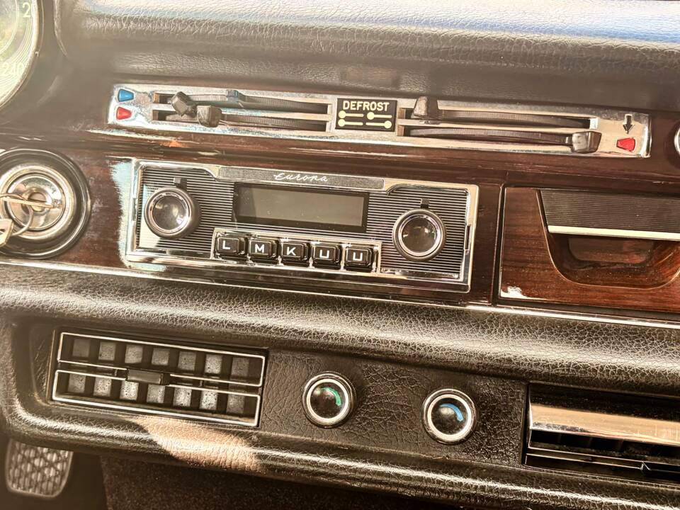 Bild 10/17 von Mercedes-Benz 300 SEL 6.3 (1971)