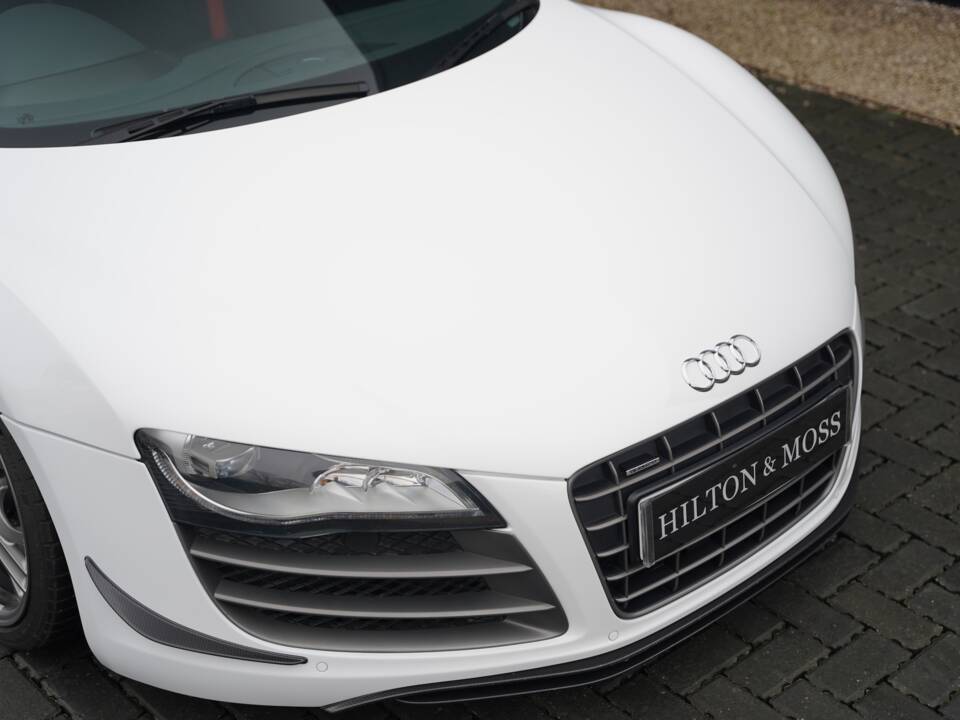 Bild 25/50 von Audi R8 GT (2011)