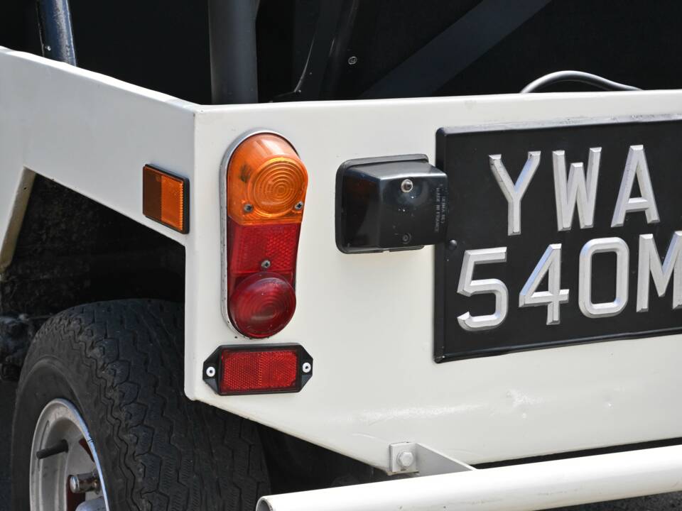 Immagine 50/50 di Mini Moke (1973)