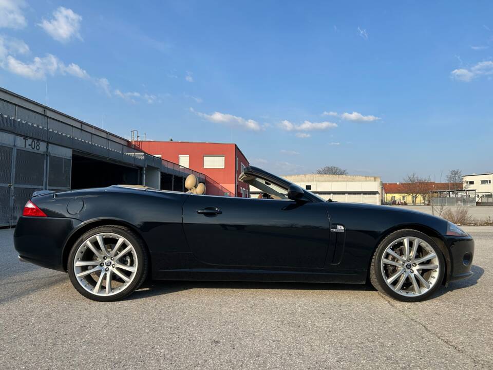 Image 4/36 of Jaguar XK 4.2 (2007)