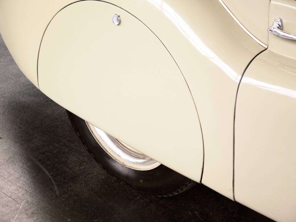 Image 46/50 de Jaguar XK 120 DHC (1953)