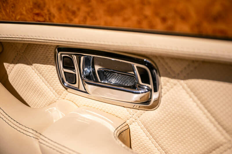 Afbeelding 38/50 van Bentley Arnage T (2005)