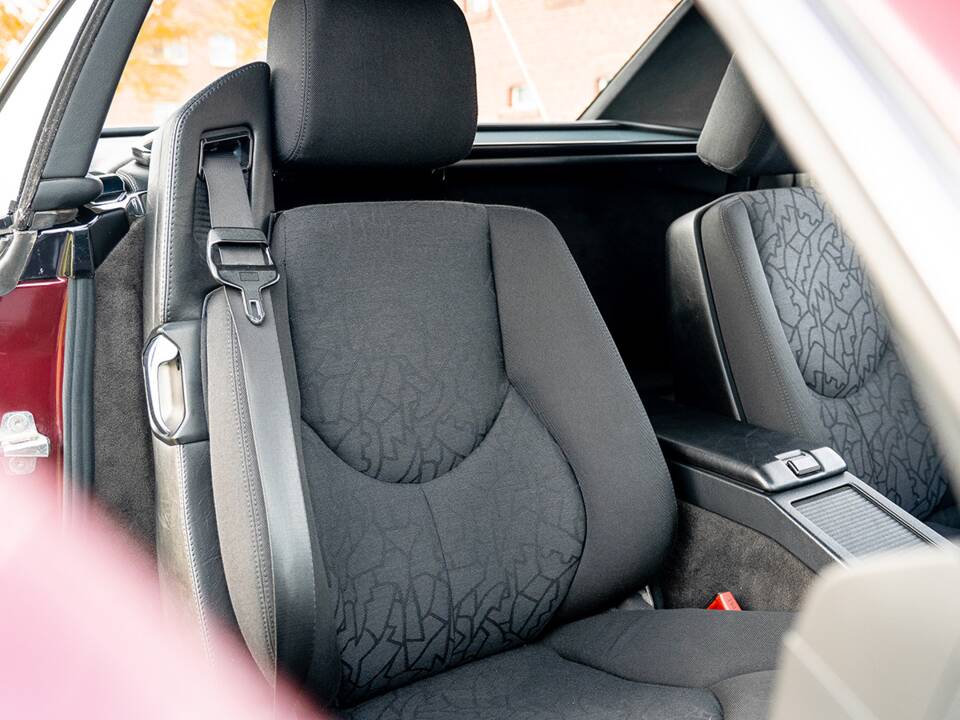 Image 37/47 of Mercedes-Benz SL 280 (1996)