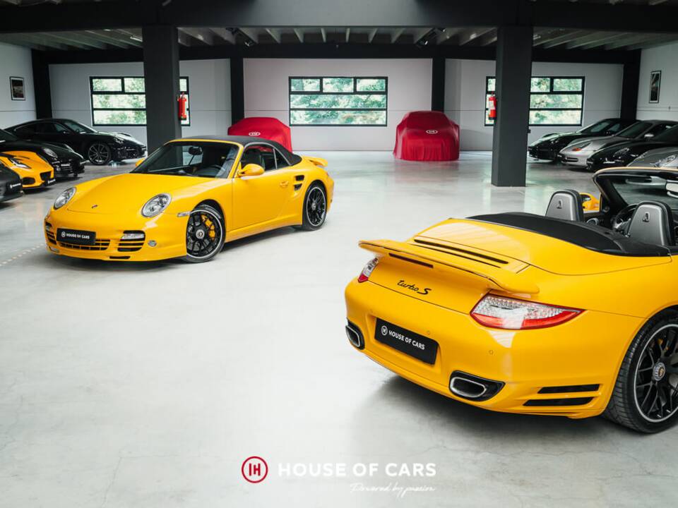 Immagine 1/24 di Porsche 911 Turbo S (2011)