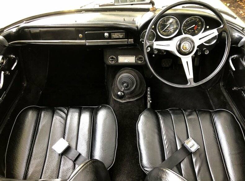 Imagen 3/50 de Alfa Romeo 2600 Spider (1964)