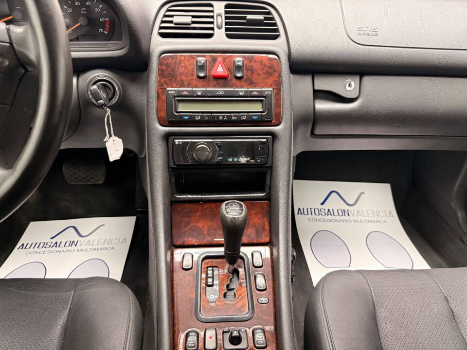 Afbeelding 12/19 van Mercedes-Benz CLK 430 (1999)