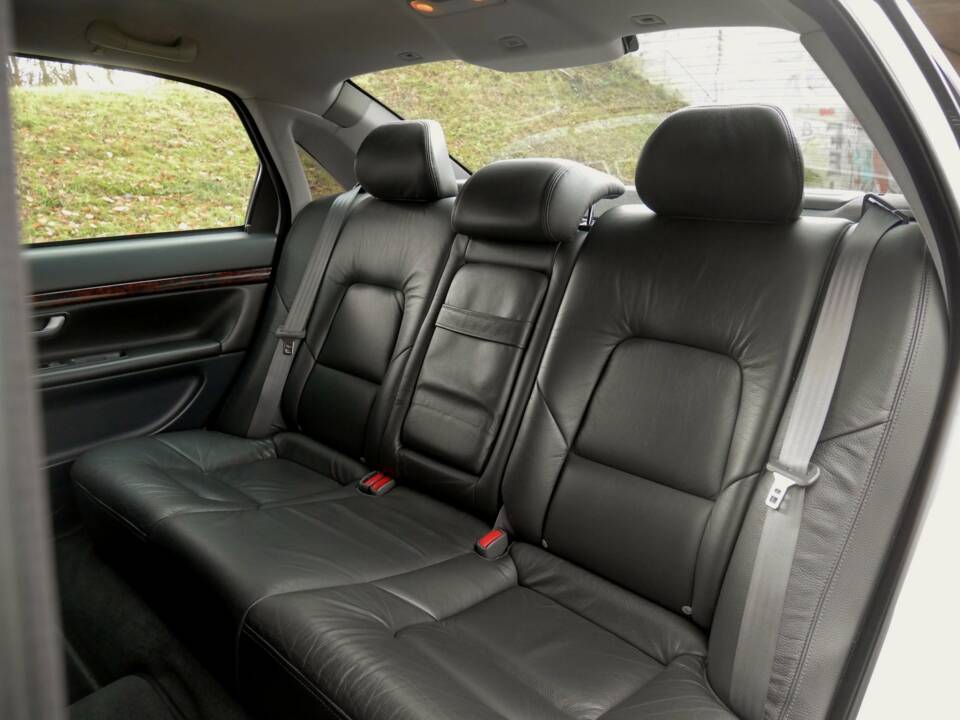 Image 21/32 of Volvo S80 2.9 Nilsson (2004)