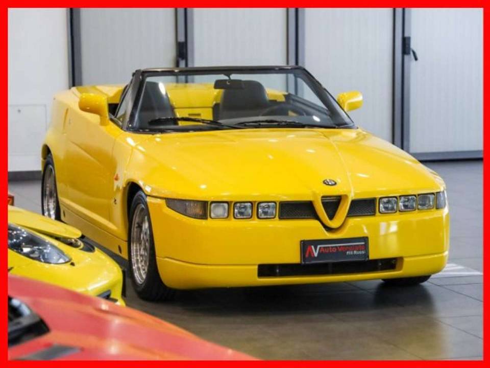 Image 2/15 of Alfa Romeo RZ (1997)