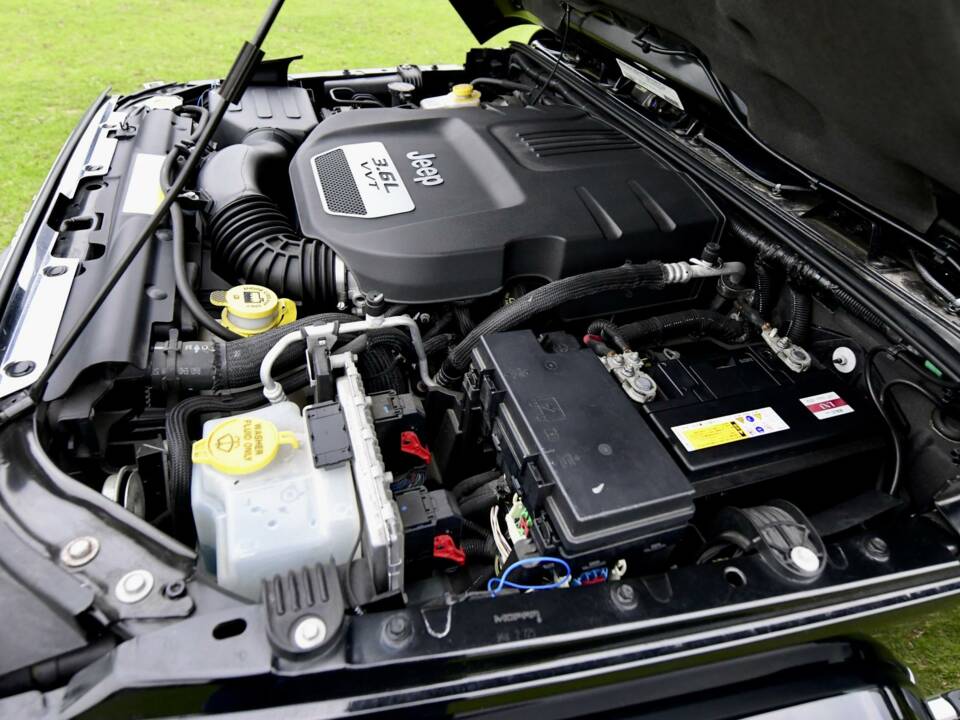 Image 34/50 of Jeep Wrangler 3.6 V6 (2012)
