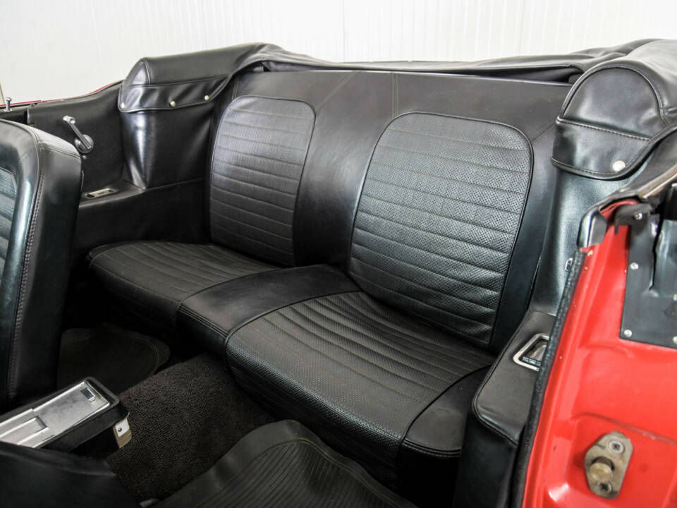 Image 36/50 of Ford Mustang 289 (1966)