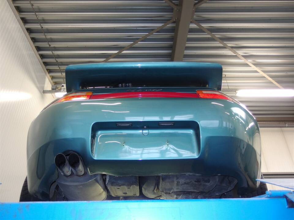 Bild 80/99 von Porsche 928 GTS (1992)