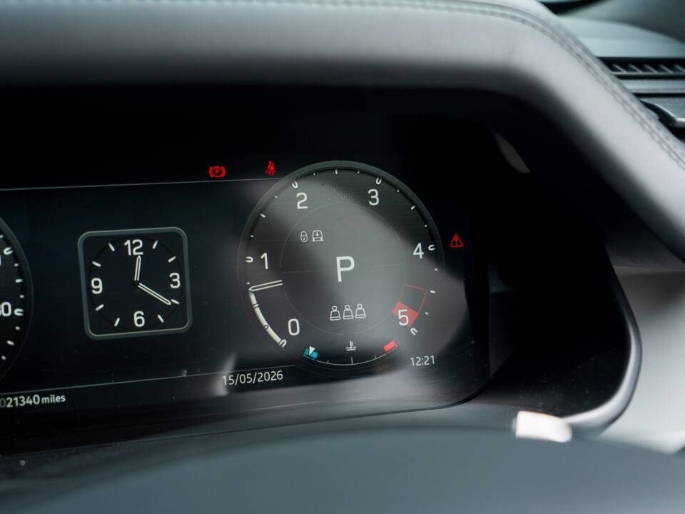 Image 27/61 de Land Rover Defender 110 D200 AWD (2023)