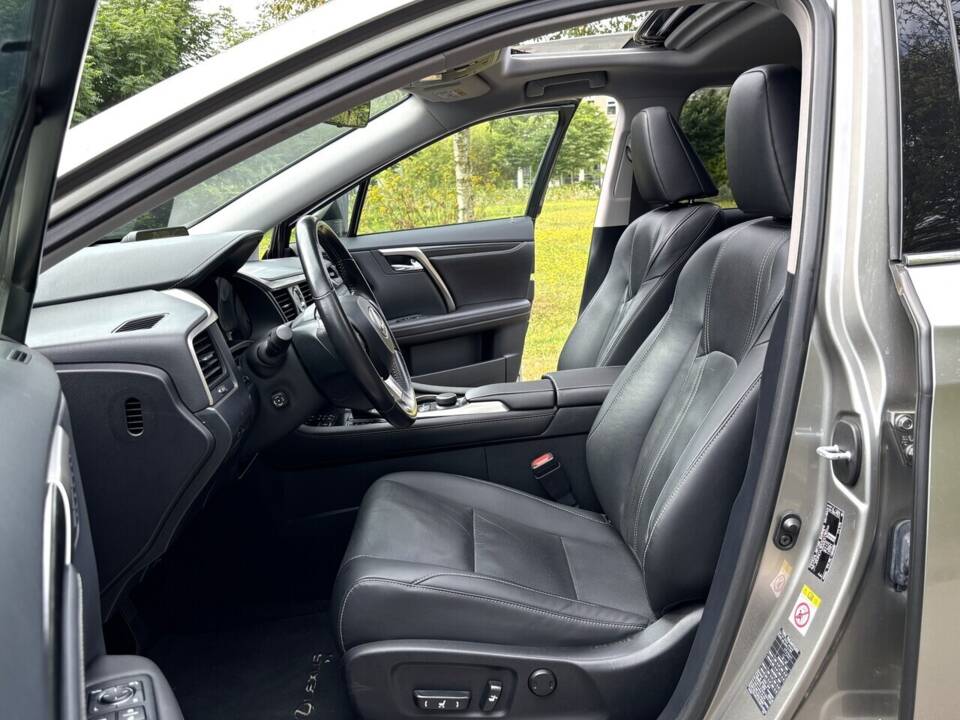 Image 9/27 de Lexus RX 450h (2011)