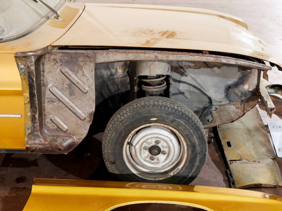 Image 21/37 of Ford Capri I  1600 (1971)
