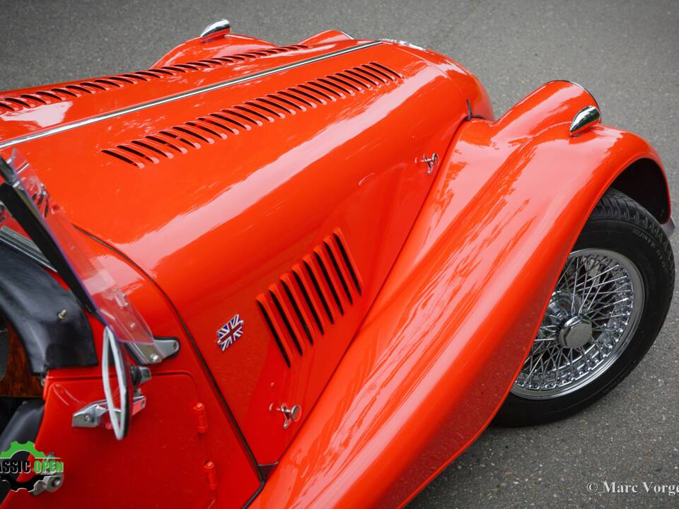 Image 24/49 of Morgan 4&#x2F;4 1600 (1986)