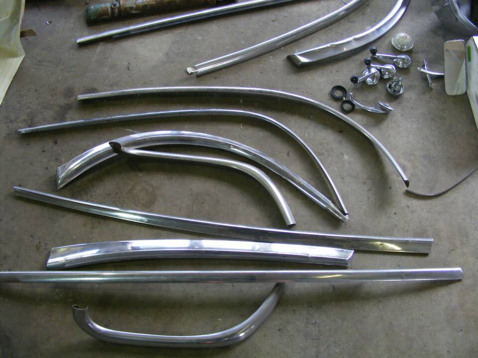 Image 43/56 of Buick 40 Special (1956)