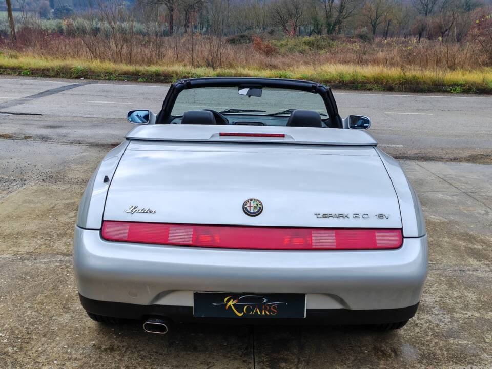 Bild 6/40 von Alfa Romeo Spider 2.0 Twin Spark 16V (1997)