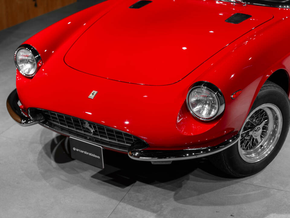 Immagine 7/43 di Ferrari 365 GTC (1969)