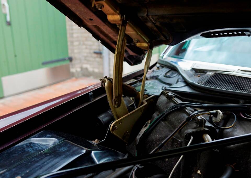 Bild 157/200 von Cadillac Coupe DeVille (1968)