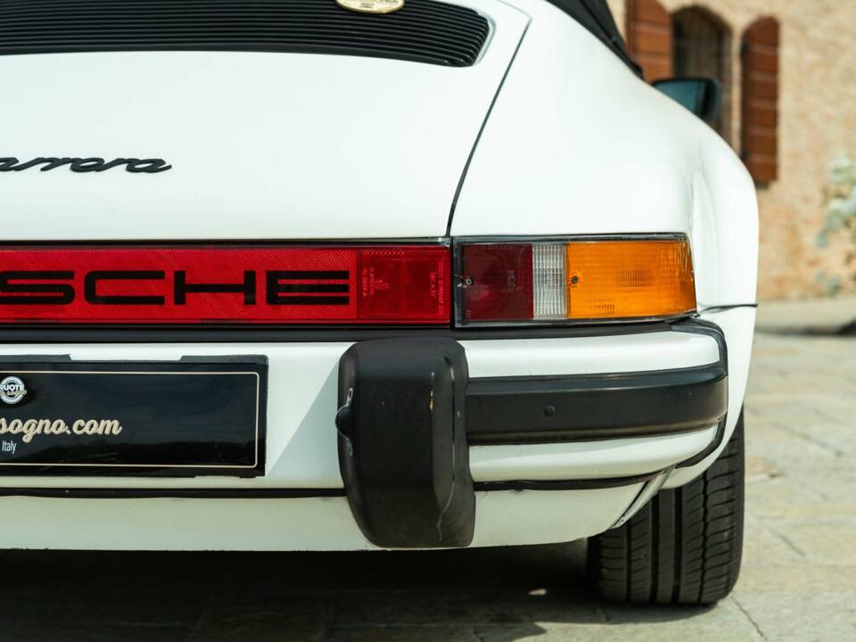 Bild 16/50 von Porsche 911 Carrera 3.2 (1986)