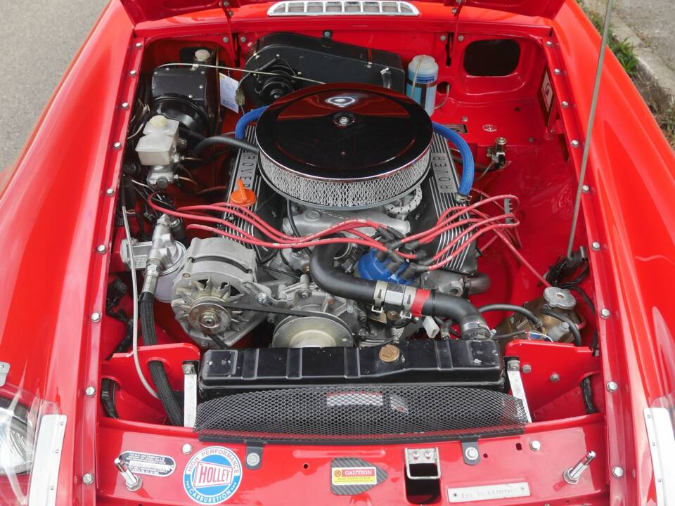 Image 12/50 of MG MGB GT V8 SEC (1971)