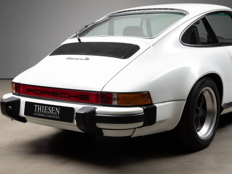 Afbeelding 16/50 van Porsche 911 Carrera 3.0 (1977)