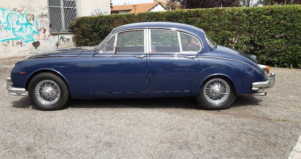 Image 25/49 of Jaguar Mk II 3.8 (1963)