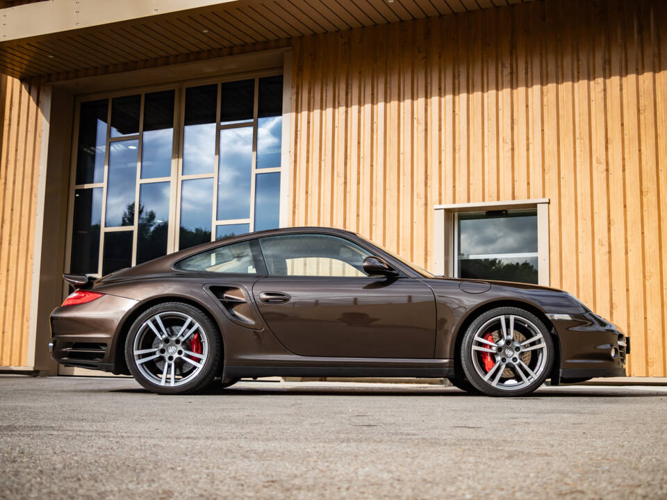 Bild 17/50 von Porsche 911 Turbo (2009)