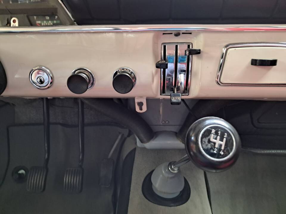 Bild 32/53 von Volvo P 121 (1962)