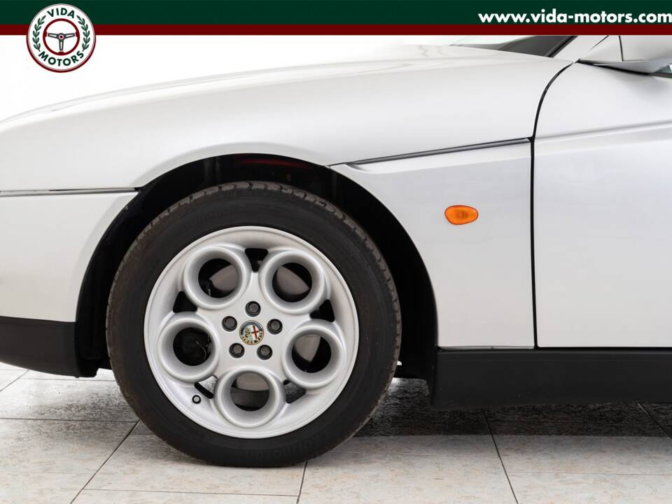 Image 7/18 of Alfa Romeo GTV 2.0 Twin Spark (1997)
