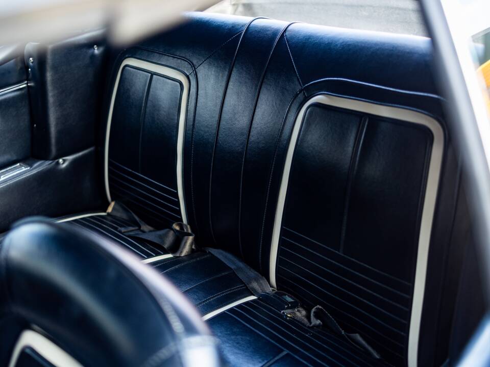 Image 14/29 of Chevrolet Camaro (1967)