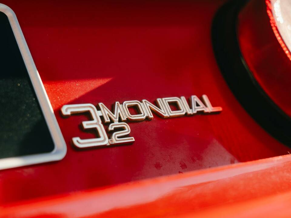 Image 10/33 of Ferrari Mondial 3.2 (1986)