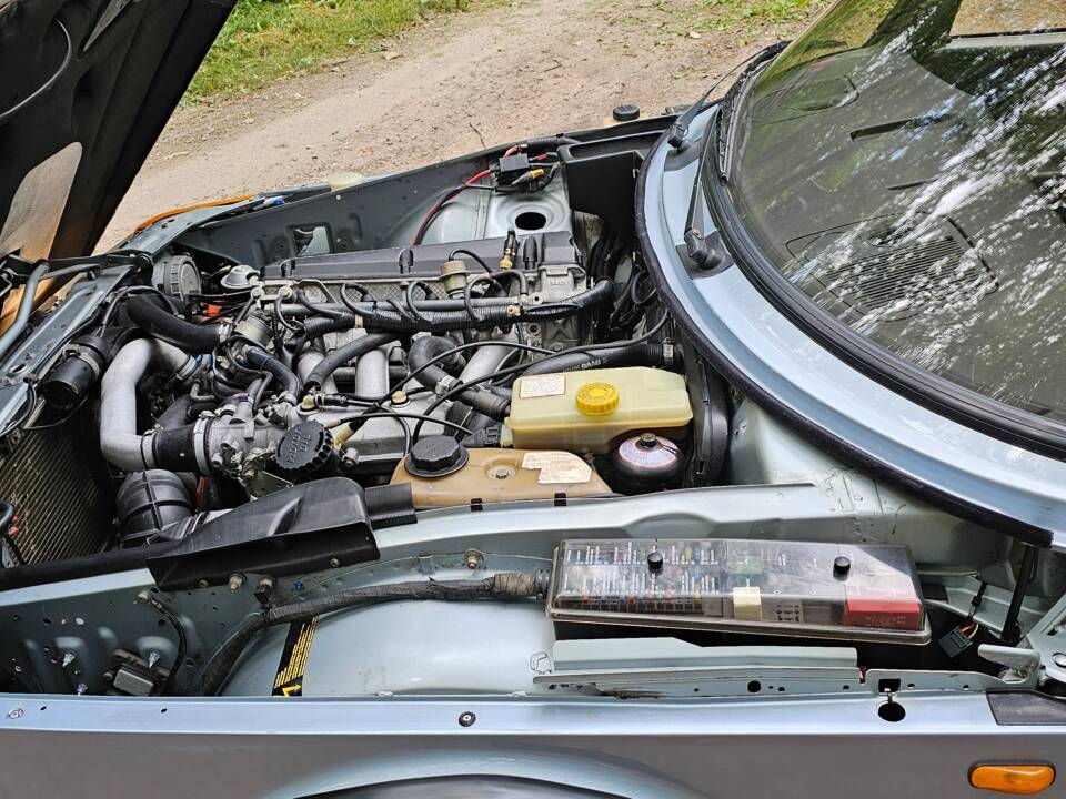 Image 21/22 of Saab 900 S (1992)