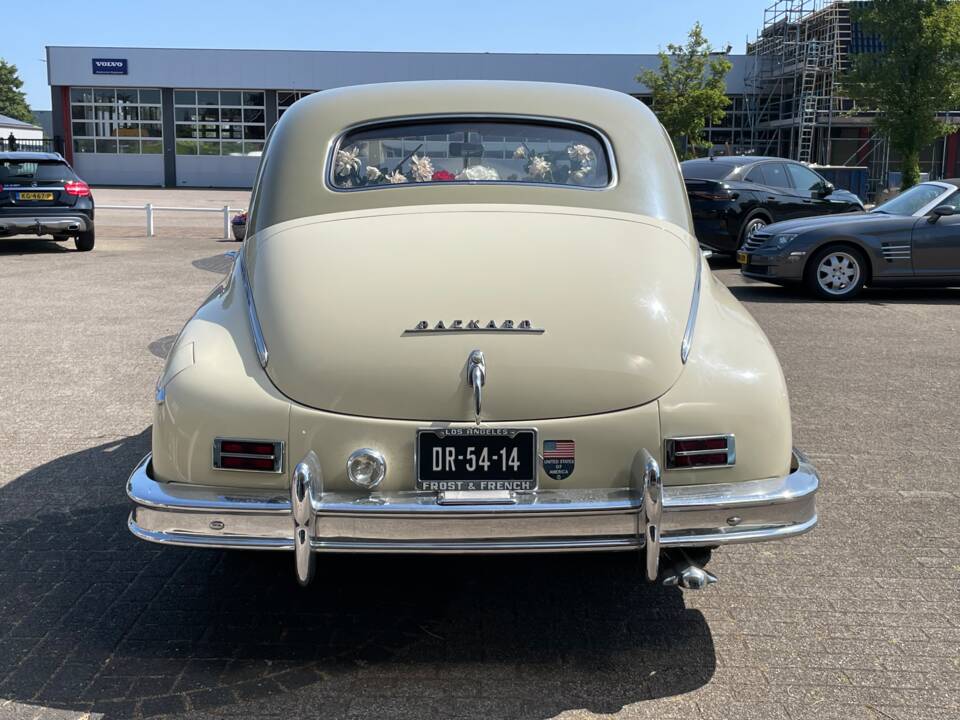 Image 6/46 of Packard Deluxe Eight Club Sedan (1949)