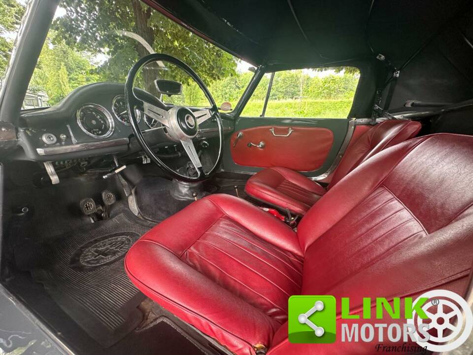 Immagine 6/10 di Alfa Romeo Giulia 1600 Spider (1962)