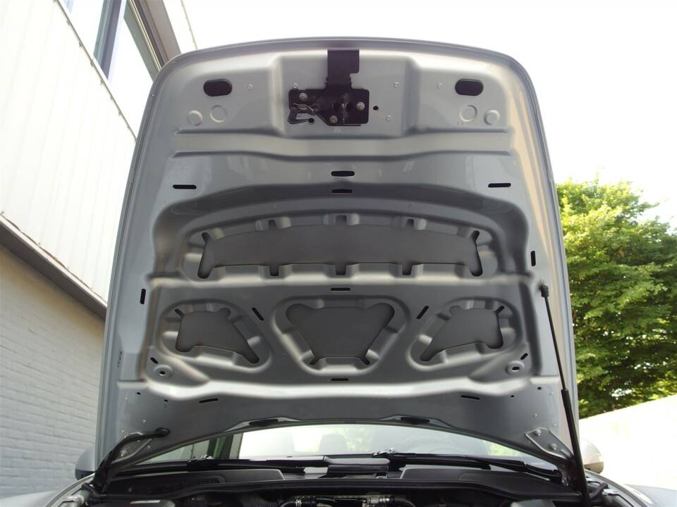 Image 87/98 of Porsche Cayenne S (2010)