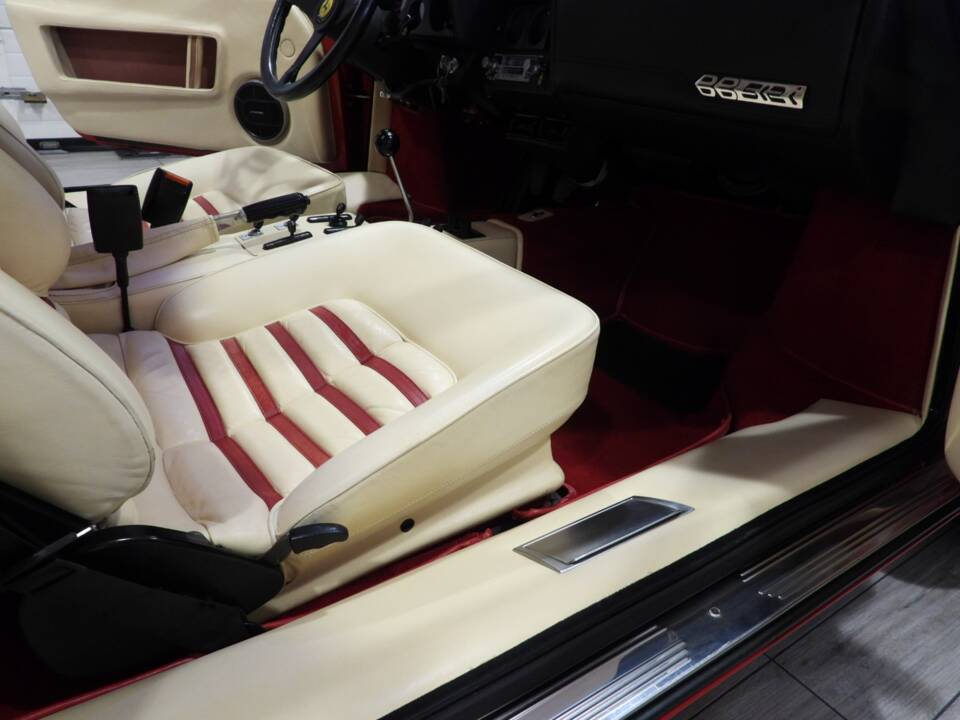 Imagen 8/15 de Ferrari 512 BBi (1984)